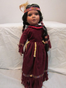 lot 33 image: Collectable Doll