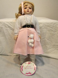 lot 34 image: Collectable Doll