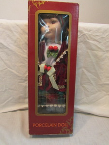 lot 36 image: Collectable Doll