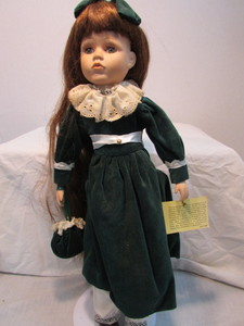 lot 48 image: Collectable Doll