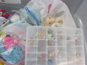 lot 65 image: Crafting