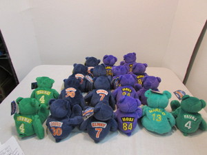lot 72 image: Toys