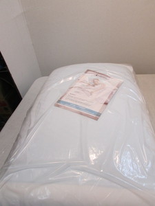 lot 94 image: Pillow