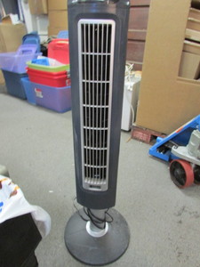 lot 120 image: Lasko Rotating Fan