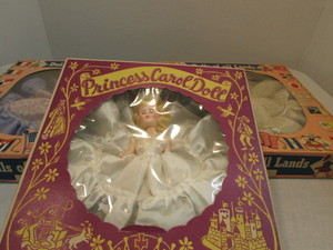 lot 166 image: Vintage Dolls