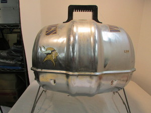 lot 168 image: Tailgate Grill