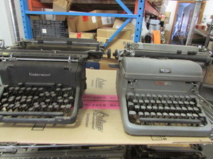 lot 171 image: Vintage Typewriters