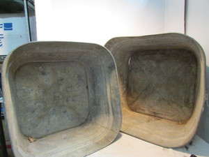 lot 194 image: Wash Tubs