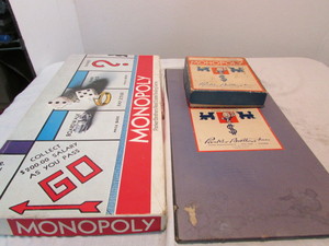 lot 195 image: Monopoly Games