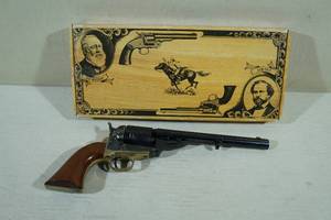 lot 9B image: Cimarron Opentop 7.5 Navy .38 Colt and S&W Special Revolver