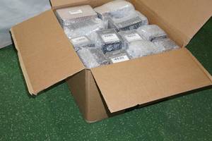 lot 140 image: 40 Novelty Drinking Glasses - All Pro-Gun Related