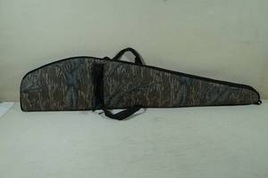 lot 147 image: Kolpin Soft Camo Wide Long Gun Case