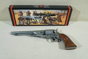 lot 45 image: High Quality 1886 US Army Revolver 45 Replica