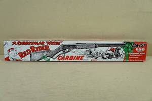 lot 52 image: NEW Daisy A Christmas Wish Red Ryder Carbine BB Gun Rifle