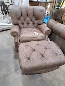 Living Room Arm Chair with Matching Foot Rest