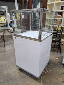 Glass Display Case on Lockable Rolling Display Cabinet