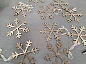 Lot of (10) 8 Metal Snowflake Christmas Tree Dcor
