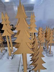 Lot of (10) Wooden Cut-Out Christmas Tree Table Dcor