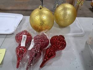 (3) Decorative Balls and (2) Decorative Spheres