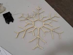 Pottery Barn 19 Simple Birch Snowflake Battery Lighted Dcor