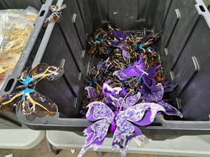 Lot of (10) Butterfly Clips