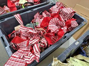 Lot of (1 Bin) Ribbon Dcor