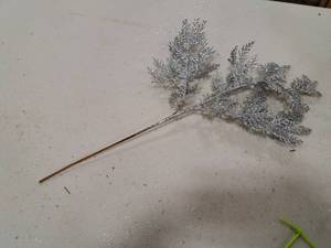 Lot of (20) 18 Tree Branch Dcor
