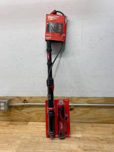 lot 20 image: MILWAUKEE M12 Trap Snake 12-Volt Lithium-Ion Cordless 6 ft. Toilet Auger Drain Snake Kit