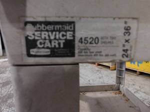 Rubbermaid Service Cart - 24 x 36