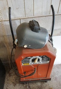 lot 3 image: Lincoln Electric AC-225 Arc Stick Welder