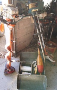 lot 14 image: Mancave and More
