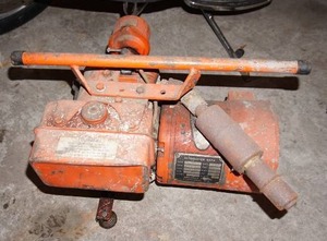 lot 33 image: Alternator