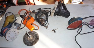 lot 42 image: Garage ManCave Assorted Power Toolsall Run
