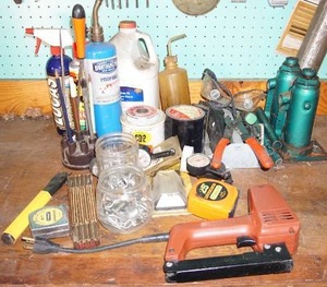 lot 47 image: Garage Accessories