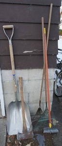 lot 82 image: Scoop shovel etc.