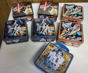 lot 146 image: Collectible Star Wars Character Lunch Box Set