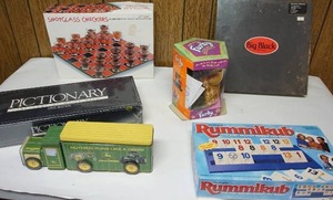 lot 151 image: Toys & Games