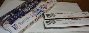 lot 155 image: More Christmas GiftsUnited States FlagsKitsPoles