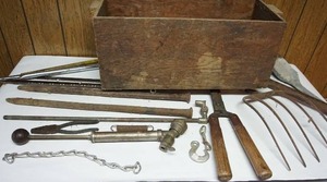 lot 165 image: Vintage Keg tapper, Vintage tools and a wooden box to store them in