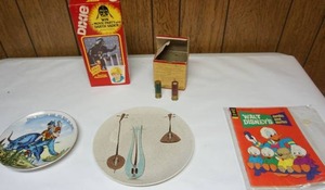 lot 171 image: Remington Ammo, Walt Disney Comic Book, Star Wars Dixie Cups