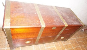 lot 174 image: Quite Cool is this Antique Hope ChestTrunk on Wheels