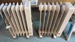 lot 198 image: Two Lakewood Electric Oil filled heater, 600 to 1500 watts
