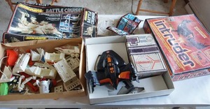 lot 270 image: Vintage toys, Intruder, Battle Cruiser