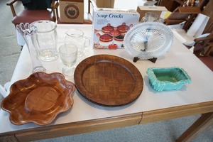 lot 307 image: Large lot of 10 plus kitchen and home decor collectibles including a rare McCoy planter
