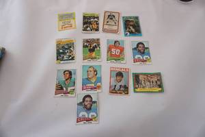 lot 339 image: Variety of trade cards