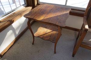 lot 348 image: Antique Two-Tier Square Oak Parlor Table