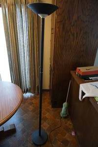 lot 351 image: 6 foot halogen floor lamp