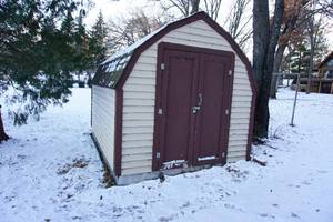 lot 396 image: Utility shed