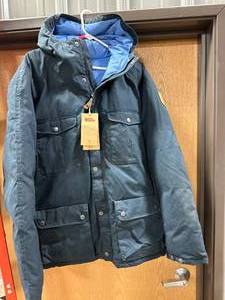 New Fjallraven Womens Down Jacket Size M