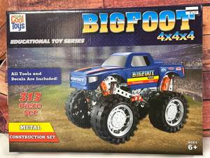 Brand New Bigfoot 4X4 313 Piece Metal Construction Set